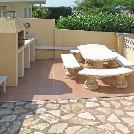 Villa Puig Sec וילה *